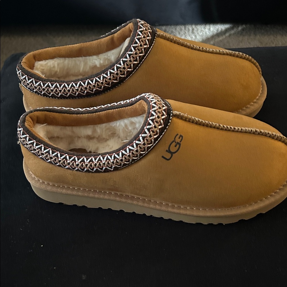 UGG Brown Slip-Ons with Patterned Trim - image 4